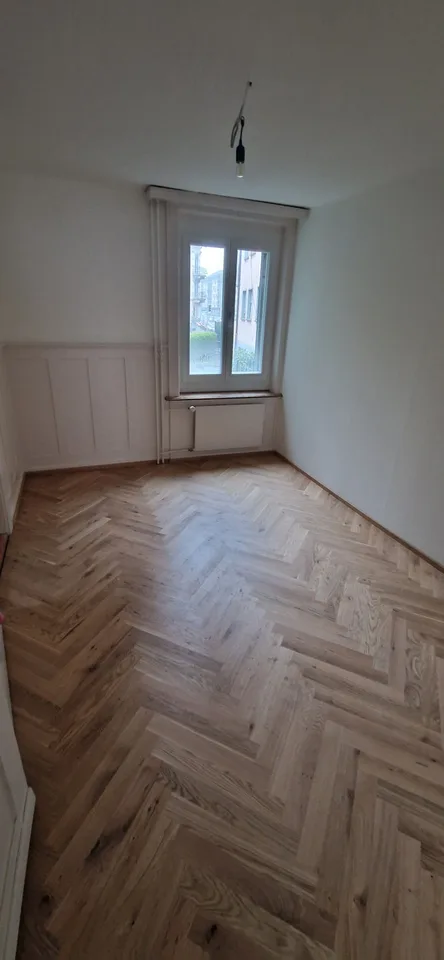 Schöne, helle Altbauwohnung