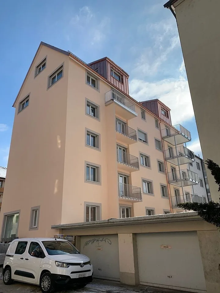 RUHIGES & ZENTRALES WOHNEN IN ZÜRICH ALTSTETTEN!