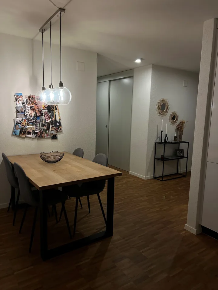 Möblierte 2.5-Zimmer-Wohnung an zentraler Lage – ca. 6 Monate