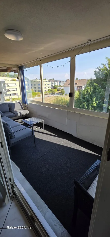 # Nachmieter gesucht – 6244 Luzern

Für unser schönes, großes und ruhiges Zuhause an der **Im Winkel 8, 6244 Luzern**, suchen wir **ab sofort einen Nachmieter**.

🏠 **3.5-Zimmer-Wohnung**
📍 Sehr ruhige und dennoch zentrale Lage
🏫 Kita sowie Primar- und Se