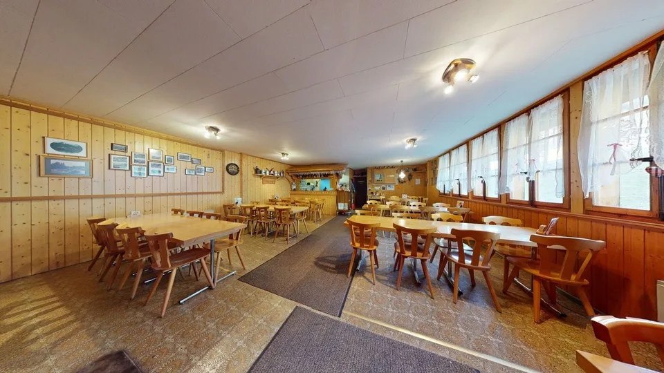 Restaurant `Pintli` mit Gästewohnung