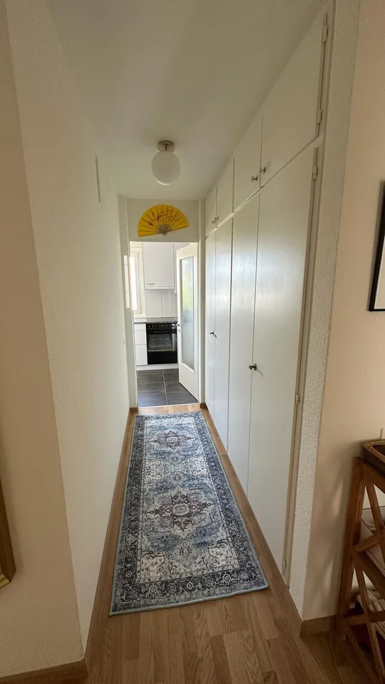 Bright 3.5-room apartment with balcony in Zollikerberg