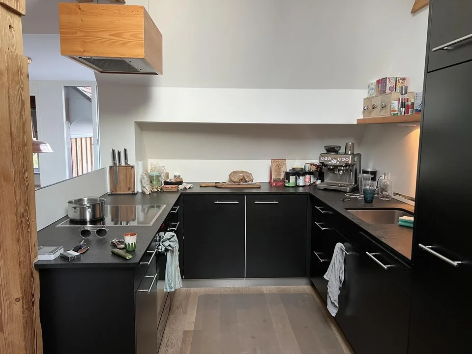 Charmante 2.5-Zimmer-Dachgeschosswohnung mit 71 m² an bevorzugter Lage