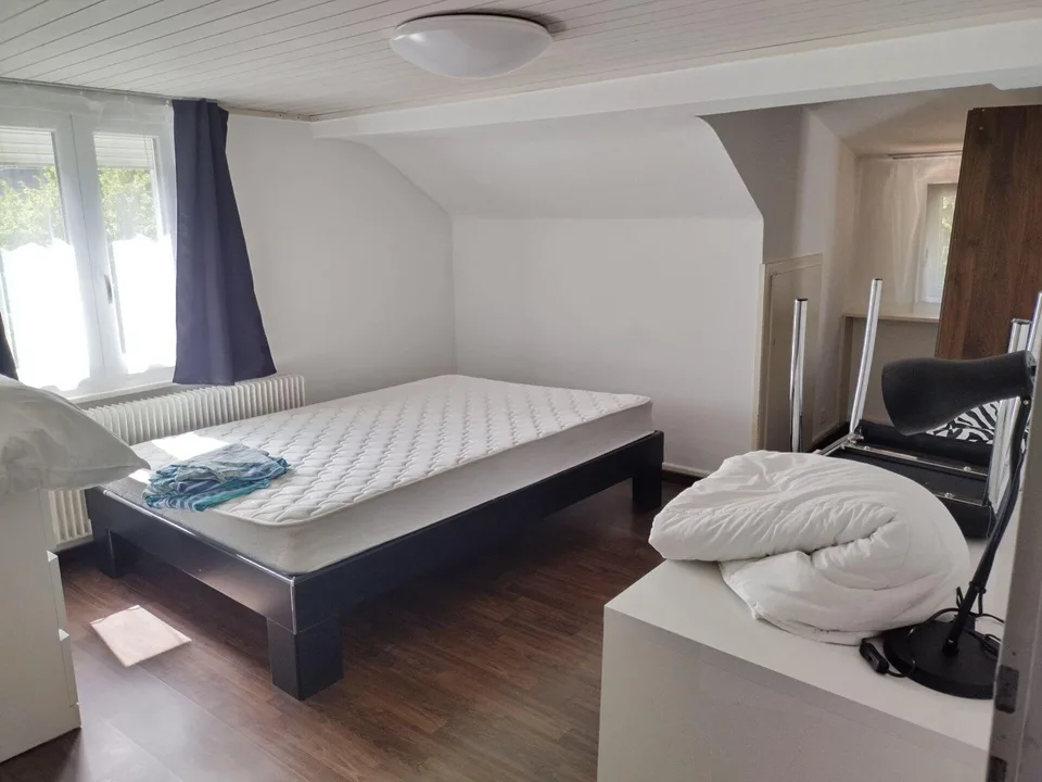 Charmantes & möbliertes WG-Zimmer im Osten der Stadt
