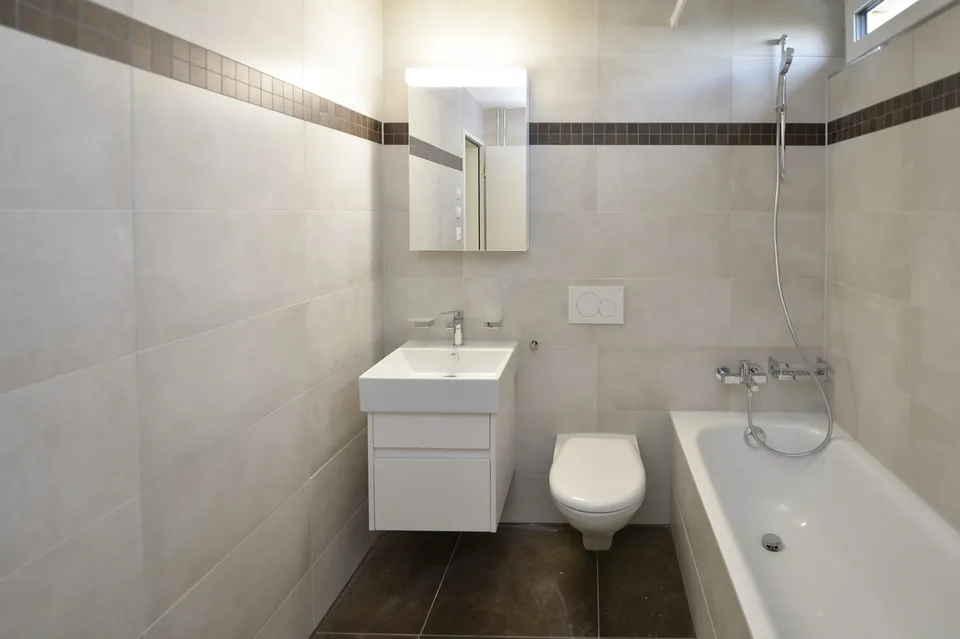 SANIERTE & MODERNE 4.5 ZIMMERWOHNUNG