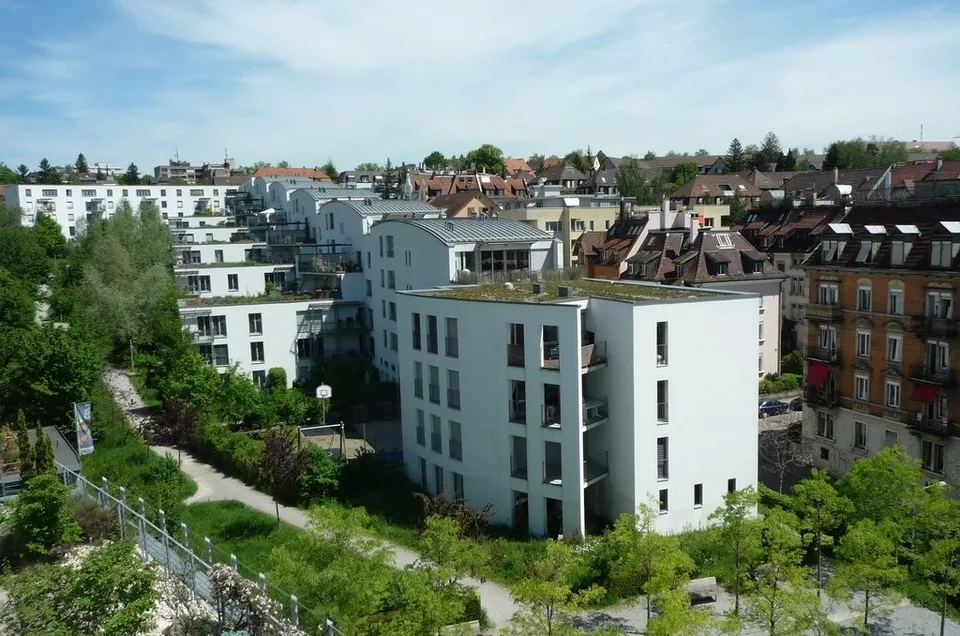 Helle, zentral gelegene Wohnung beim Bahnhof Wipkingen