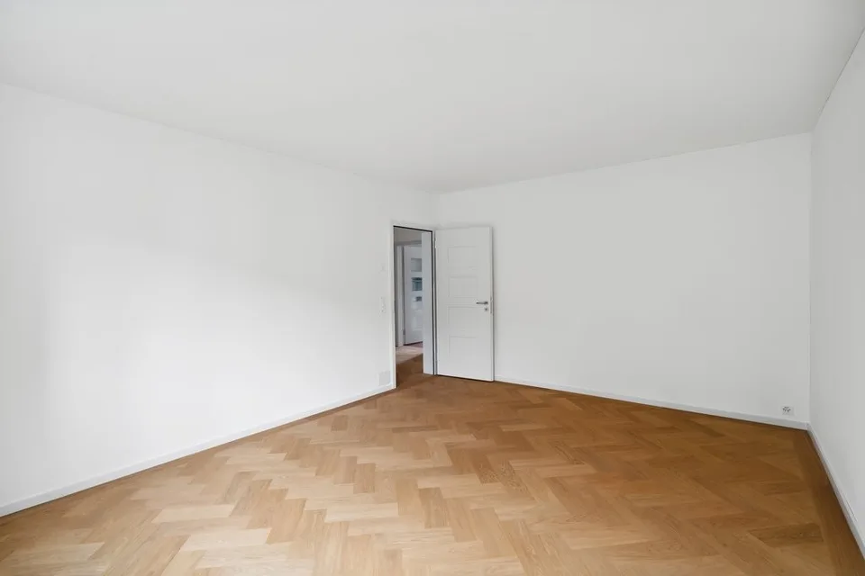 Moderne 2.5-Zimmer-Wohnung an der Freiestrasse 12