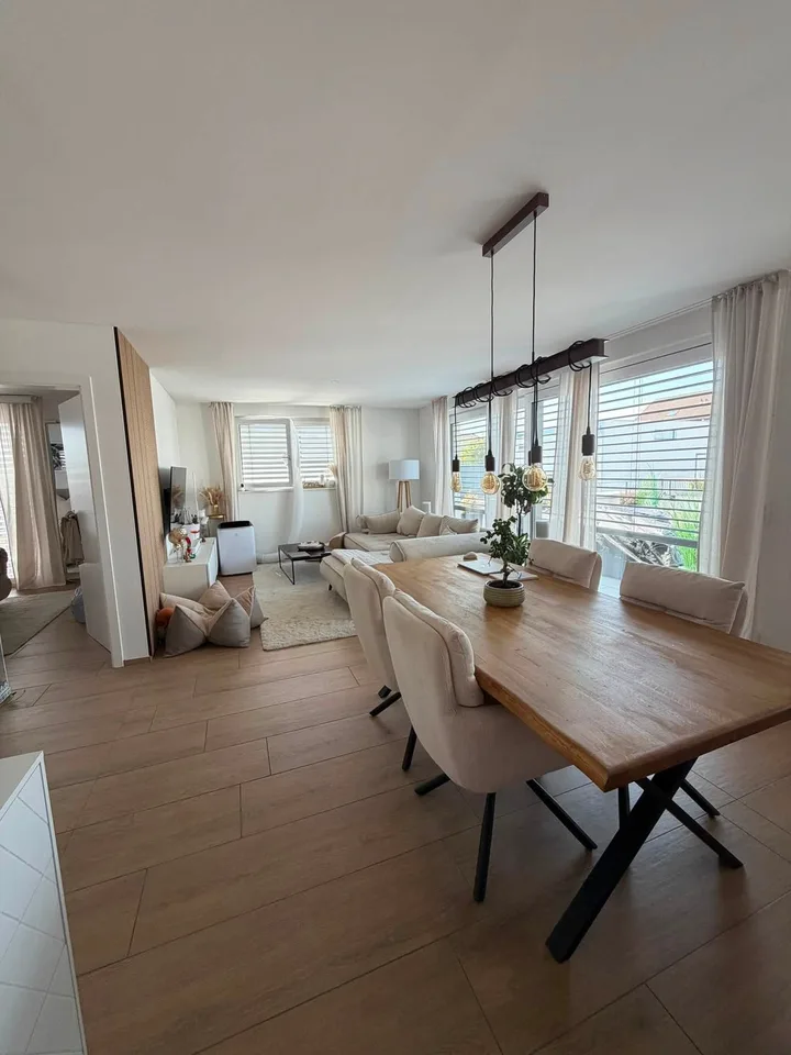 🏡 Nachmieter gesucht – Moderne 3.5-Zimmer-Attikawohnung mit 46 m² Terrasse – Niederwil AG ab 01.11.2026