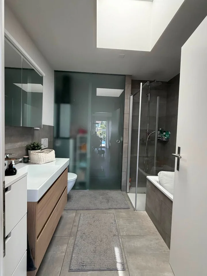🏡 Nachmieter gesucht – Moderne 3.5-Zimmer-Attikawohnung mit 46 m² Terrasse – Niederwil AG ab 01.11.2026