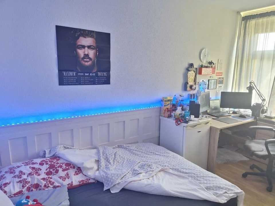 Möbliertes WG-Zimmer in Altbauwohnung