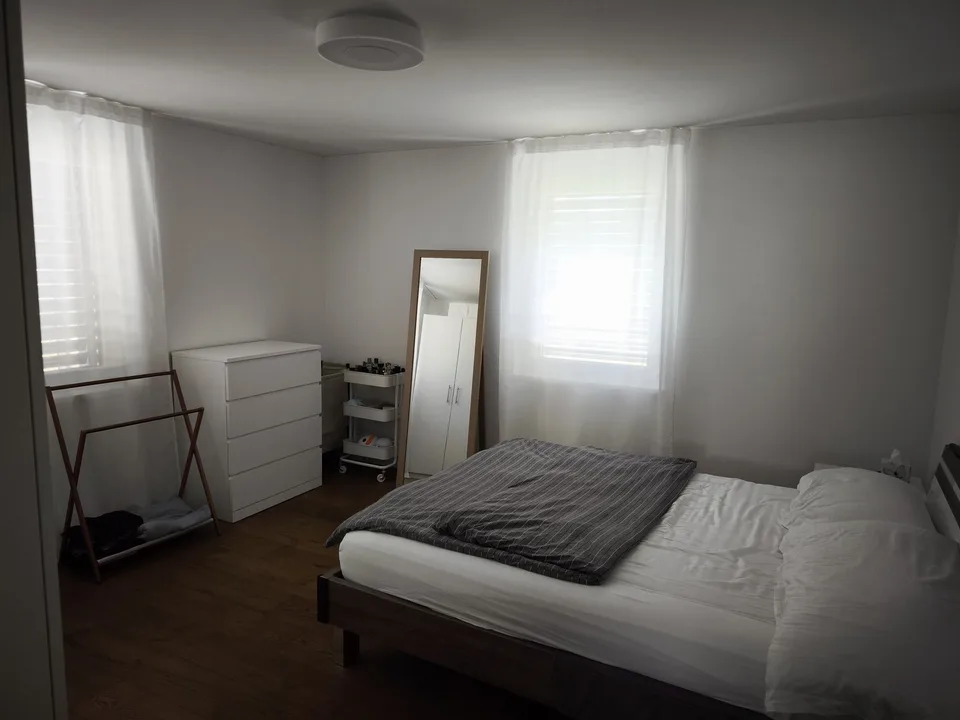 Möblierte 3.5-Zimmer Wohnung in Adlikon – befristet zu vermieten
