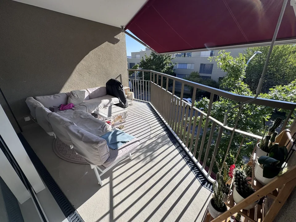 Beautiful 3.5 room apartment in Leimbach - book your spot at the viewing using the link in the description