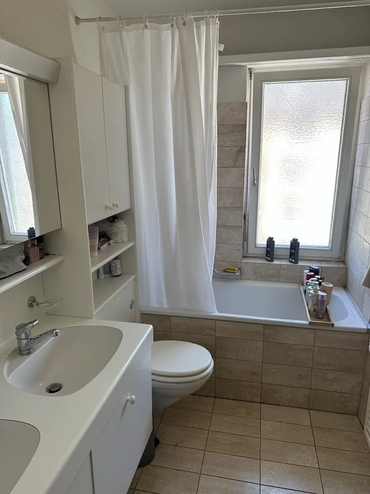 3.5-Zimmer-Wohnung ab Oktober zu vermieten