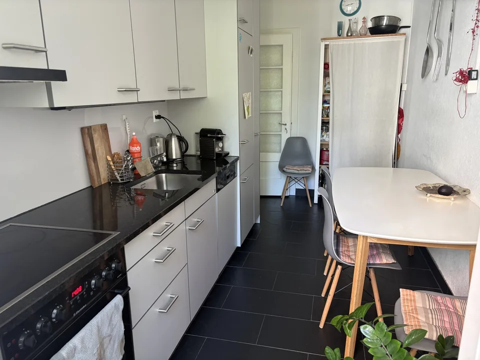 Kreis 4, 8004 Zürich - CHF 750 exkl. NK pro Monat