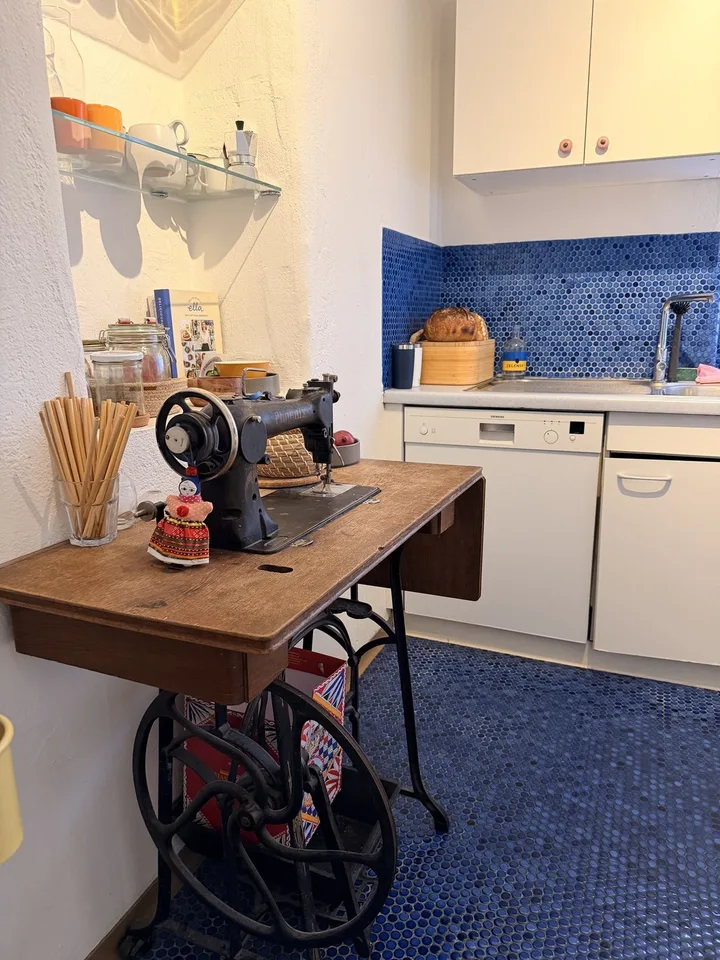 Only for 3 months: Bright Apt in Kreis 4 (Europaallee)