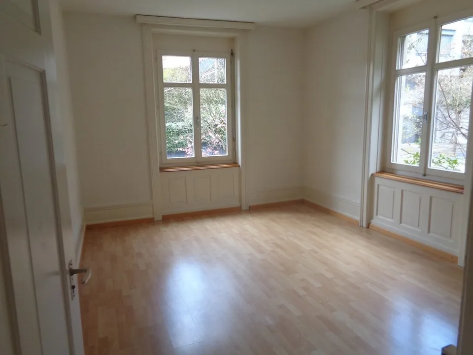 Posizione top su Zürichberg ----- affitto temporaneo fino al 30.04.2027