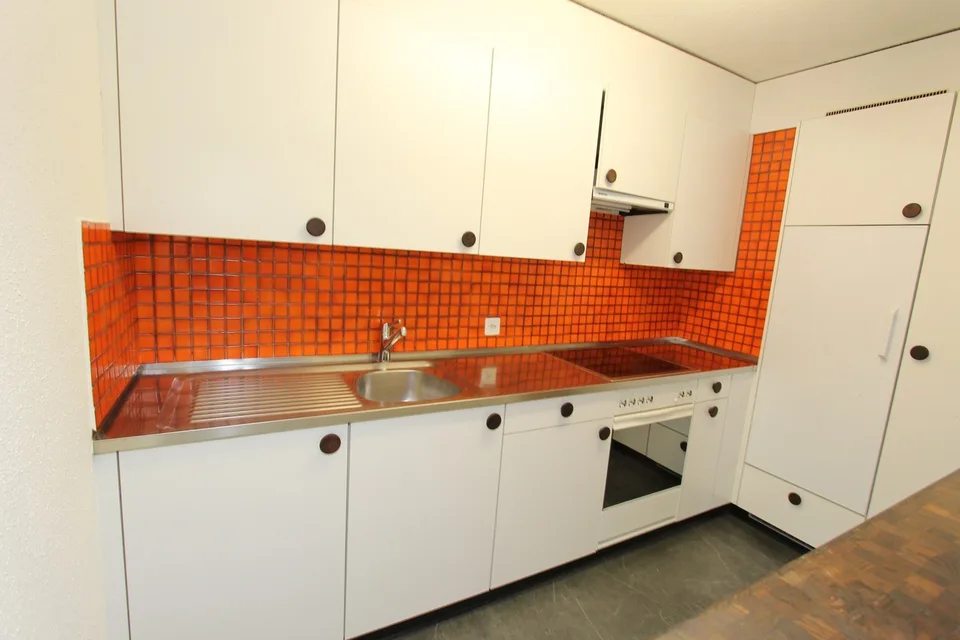 BEFRISTET BIS 31.03.2028. PRAKTISCHE 1.5-ZIMMERWOHNUNG AN GUTER LAGE