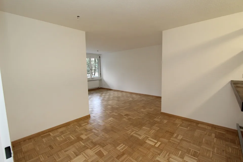 BEFRISTET BIS 31.03.2028. PRAKTISCHE 1.5-ZIMMERWOHNUNG AN GUTER LAGE