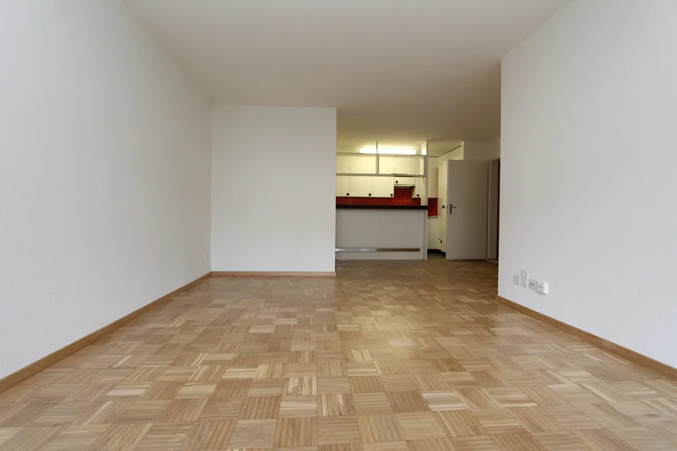 BEFRISTET BIS 31.03.2028. PRAKTISCHE 1.5-ZIMMERWOHNUNG AN GUTER LAGE