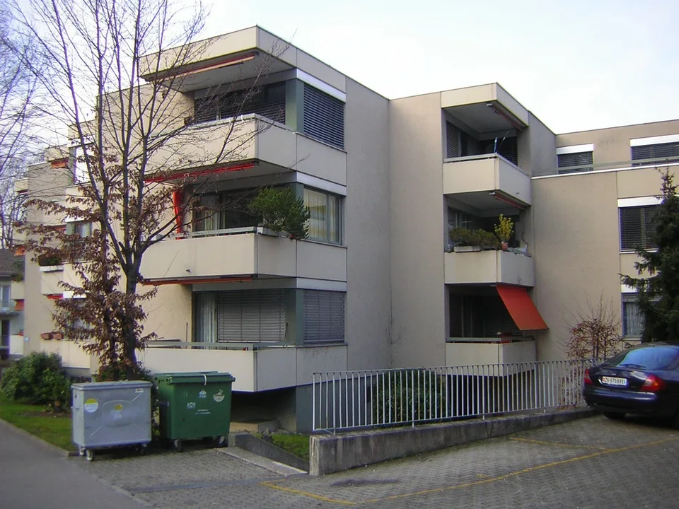BEFRISTET BIS 31.03.2028. PRAKTISCHE 1.5-ZIMMERWOHNUNG AN GUTER LAGE