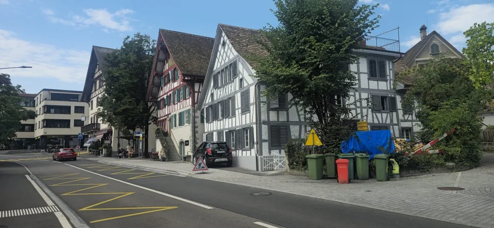 Lovingly renovated and modernized residential units with a lot of charm (1.5-3.5 room apartments)