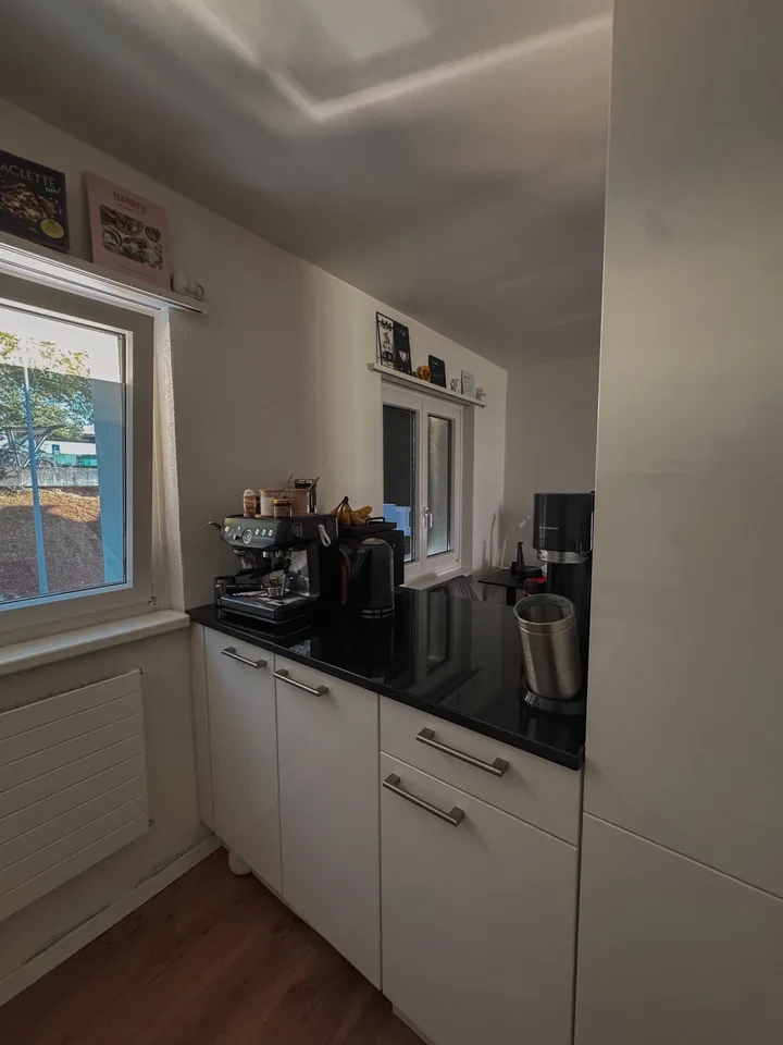 Moderne, lichtdurchflutete 2.5-Zimmer-Wohnung mit 15m² Balkon – ruhig & direkt beim Bahnhof Möhlin