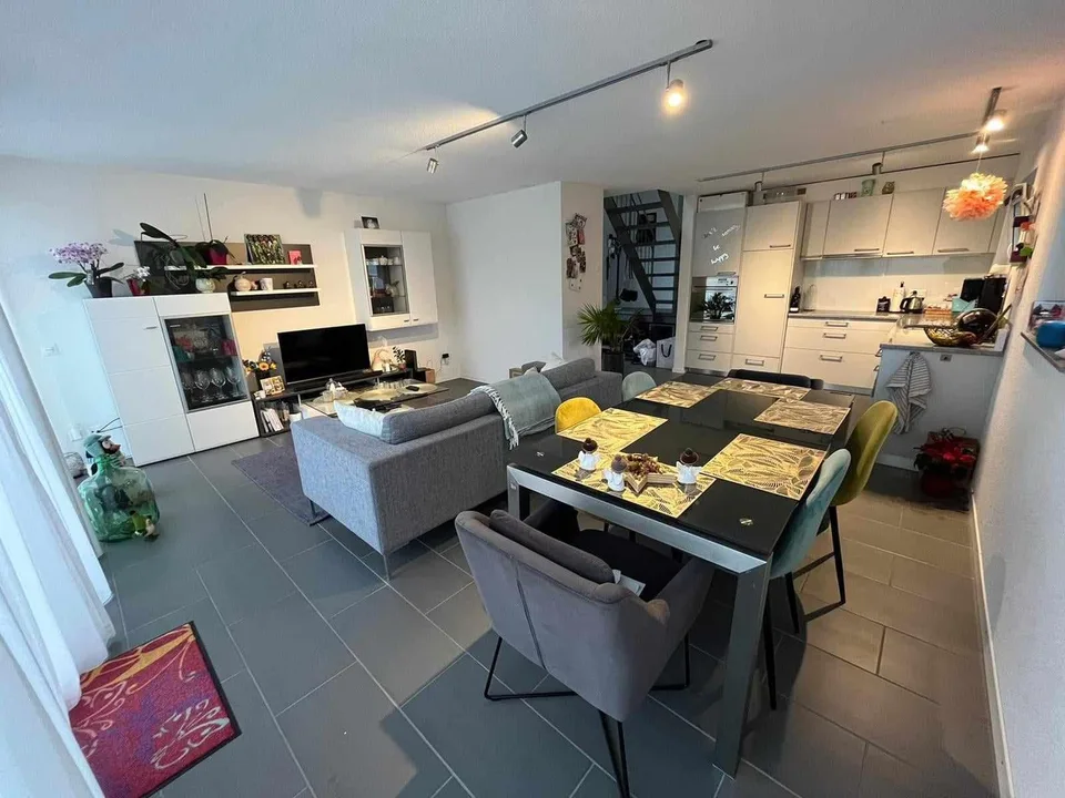 Duplex 2.5 pièces à Gals – 2 places de parc – CHF 1'500 charges comprises