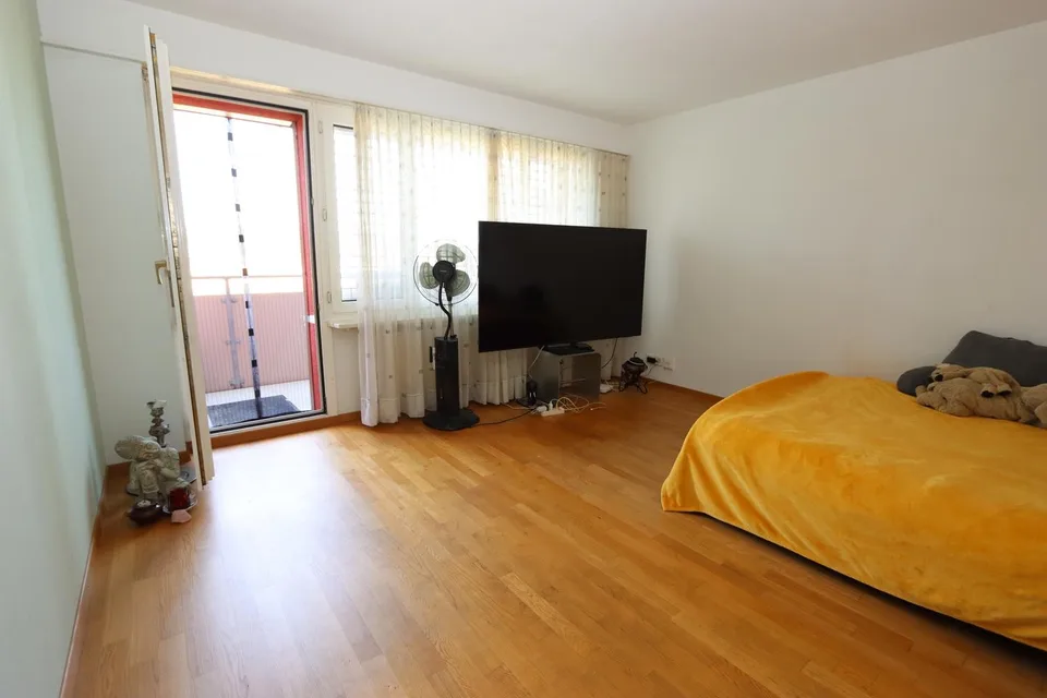 EXKLUSIVE 2.5 ZIMMERWOHNUNG IN ZOFINGEN