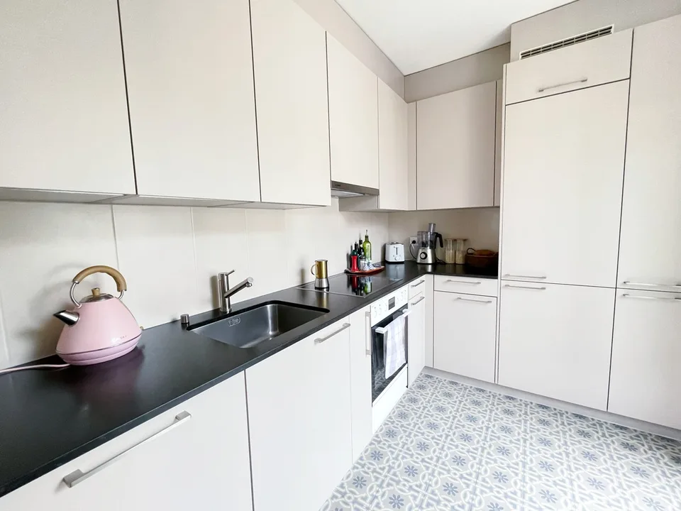 Beautiful, stylish apartment in Biel city center and near the lake