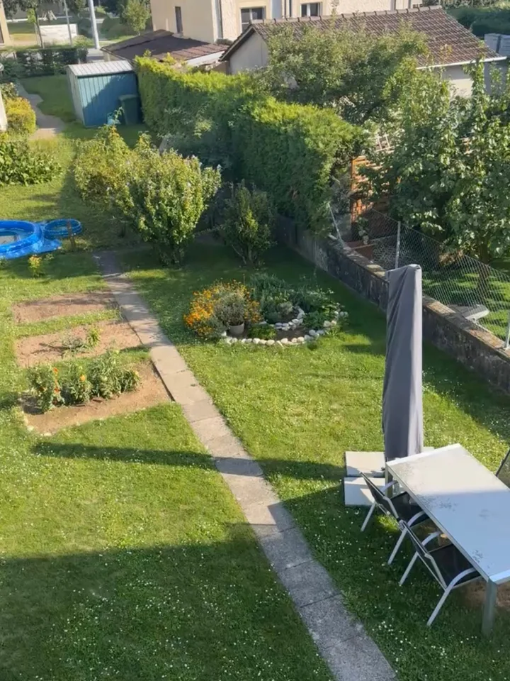 Helle 3-Zimmer Wohnung mit Balkon und Gartenmitbenutzung