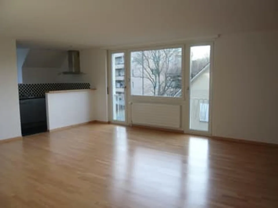 Exklusive 4.5-5.5 Zimmerwohnung mit Aussicht auf den Gurten