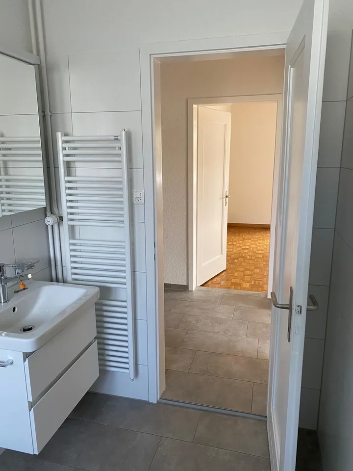 Schön sanierte 3.5 Zimmerwohnung im Grünen