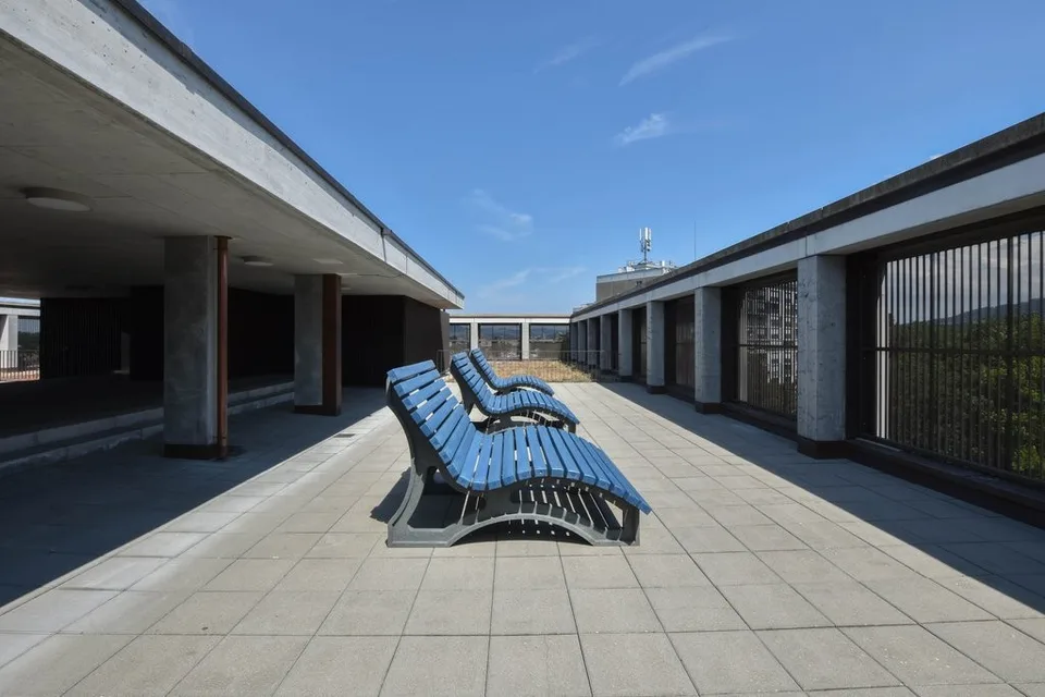 Helles Studio direkt am Bahnhof Bümpliz Nord
