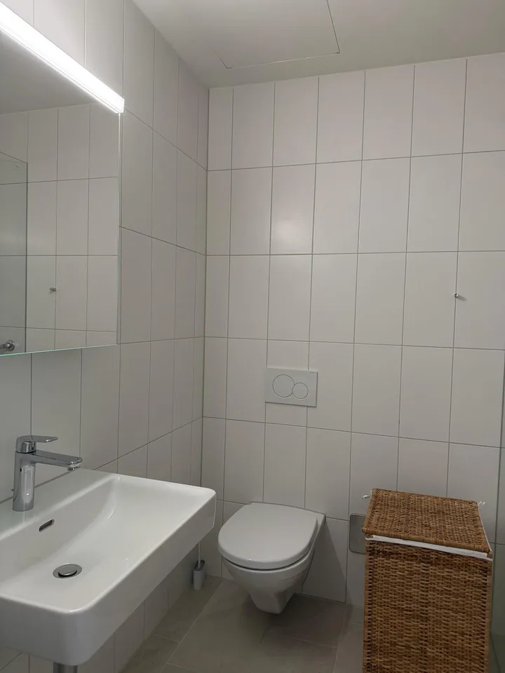 Moderne 2-Zimmer-Wohnung mit atemberaubendem Ausblick in Oerlikon