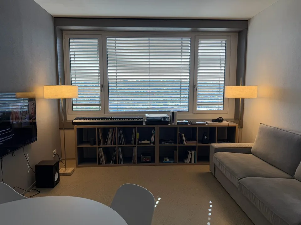 Moderne 2-Zimmer-Wohnung mit atemberaubendem Ausblick in Oerlikon