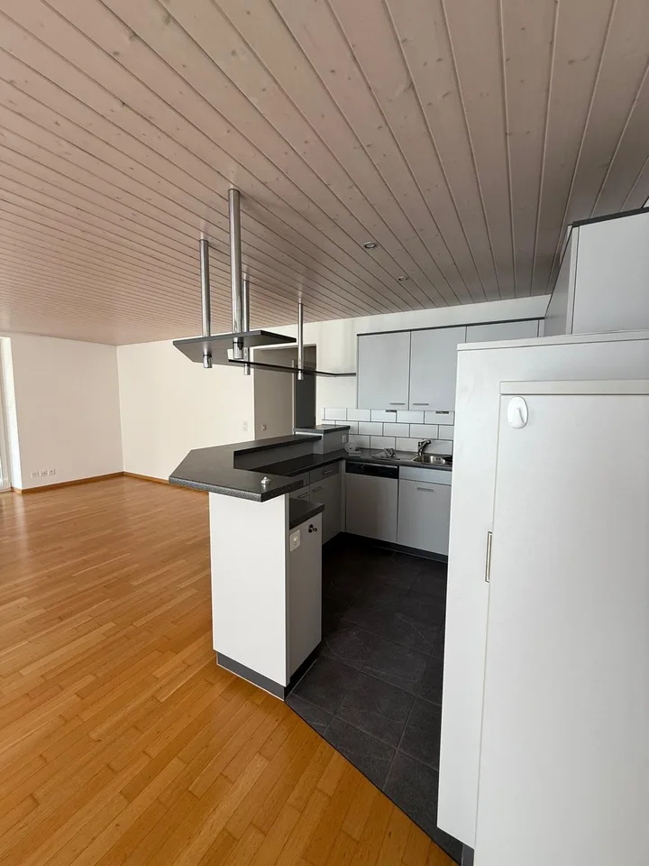 Helle 3-Zimmerwohnung mit grossem Balkon und Gartenzugang in Bubendorf