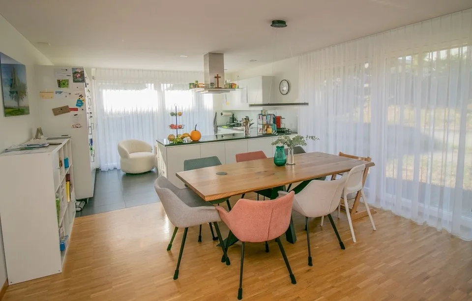 Attraktive Familienwohnung an ruhiger Seelage