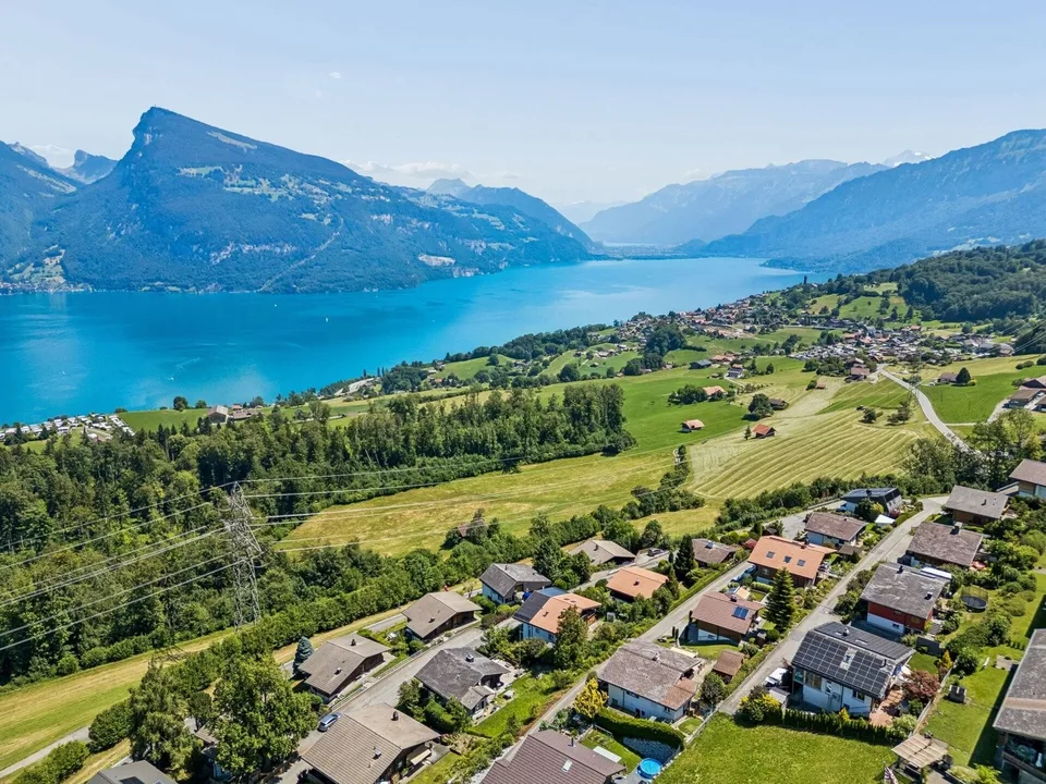 Maison familiale traditionnelle de 5,5 pièces avec vue sur le lac