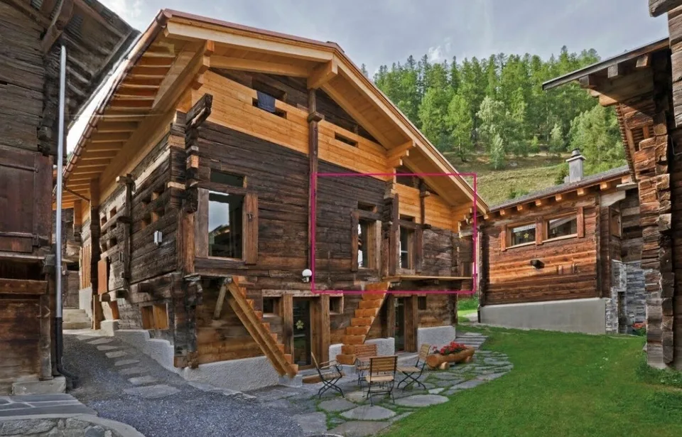 Charmante 2.5-Zimmer-Ferienwohnung im traditionellen Bergchalet in Geschinen