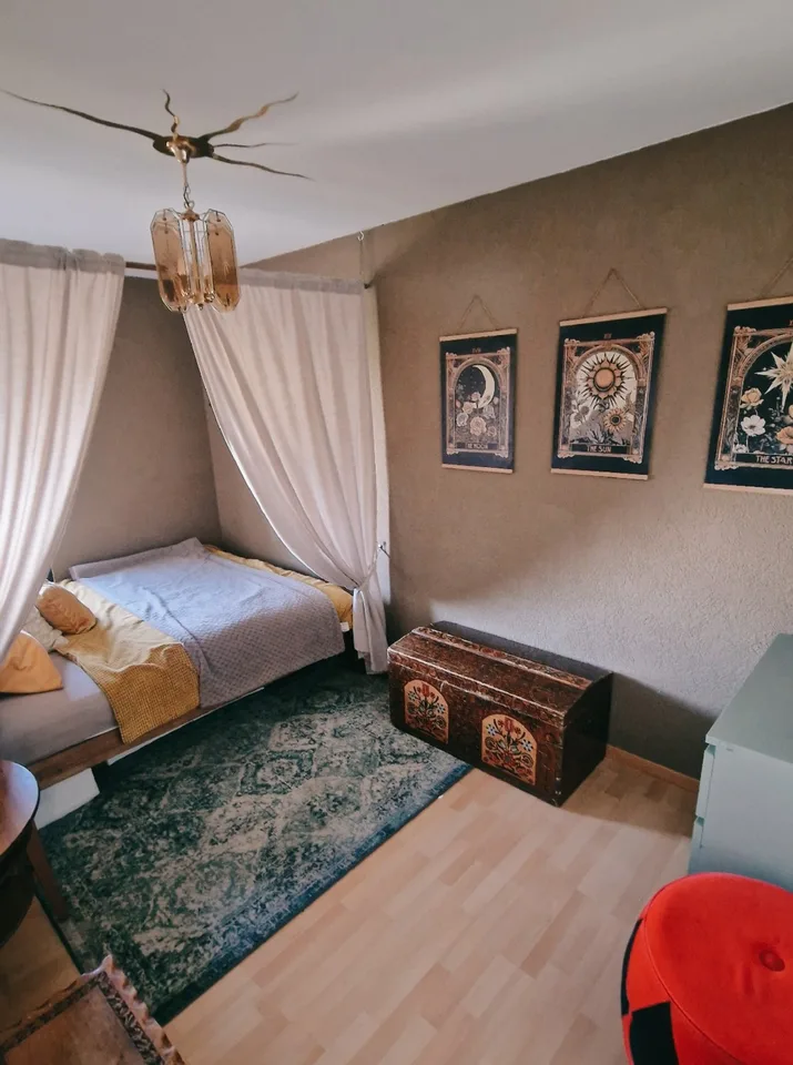Helle 4.5-Zimmer-Wohnung mit Bergsicht