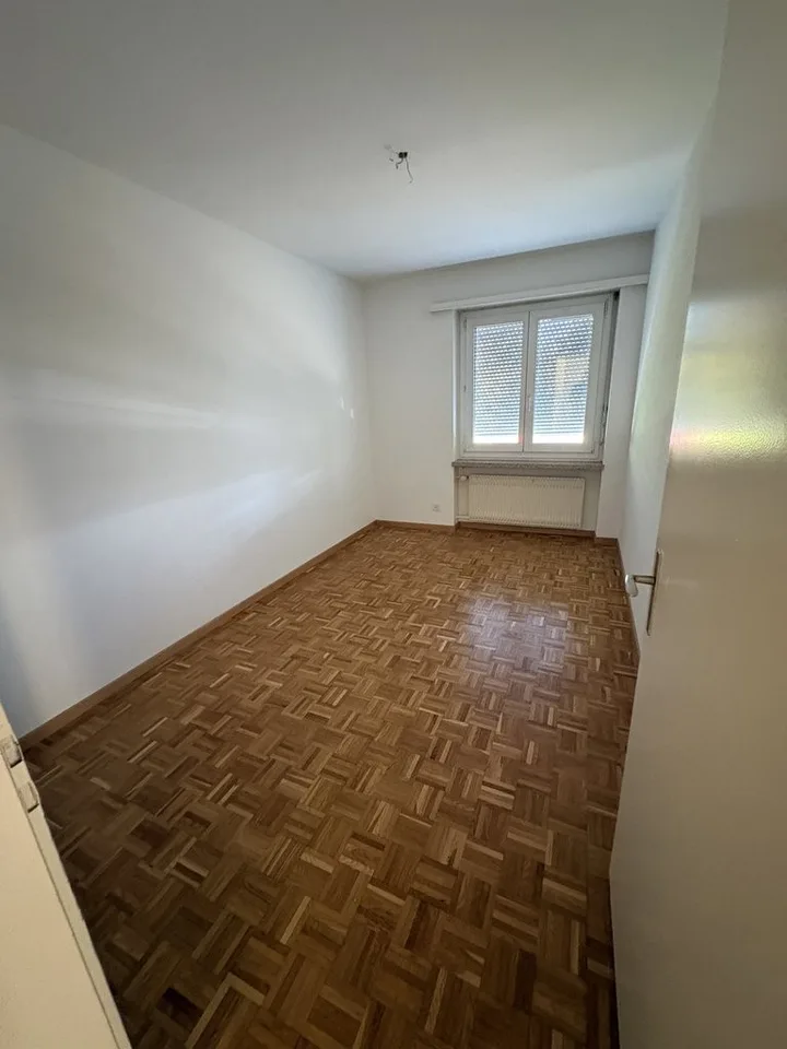 Grosszügige 5-Zimmer-Wohnung im Hochparterre