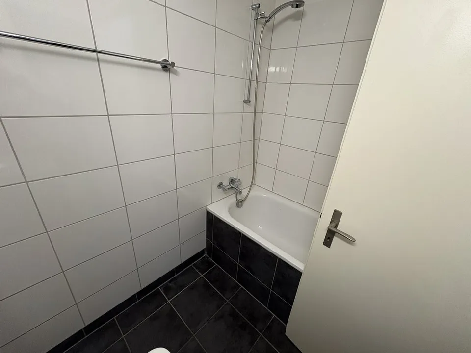 Grosszügige 5-Zimmer-Wohnung im Hochparterre