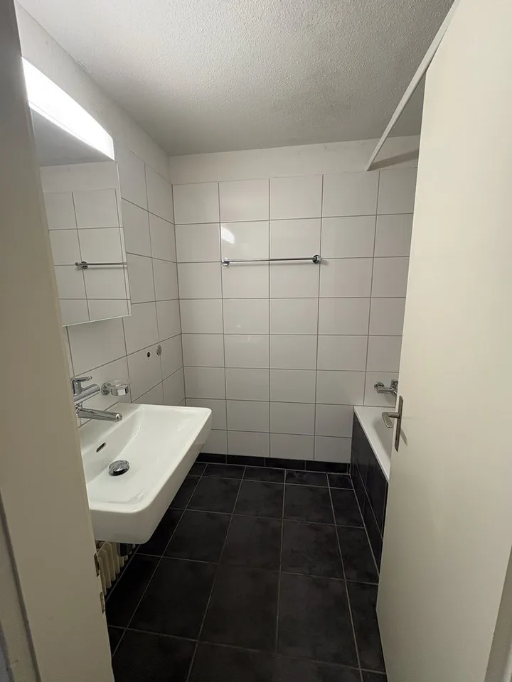 Grosszügige 5-Zimmer-Wohnung im Hochparterre