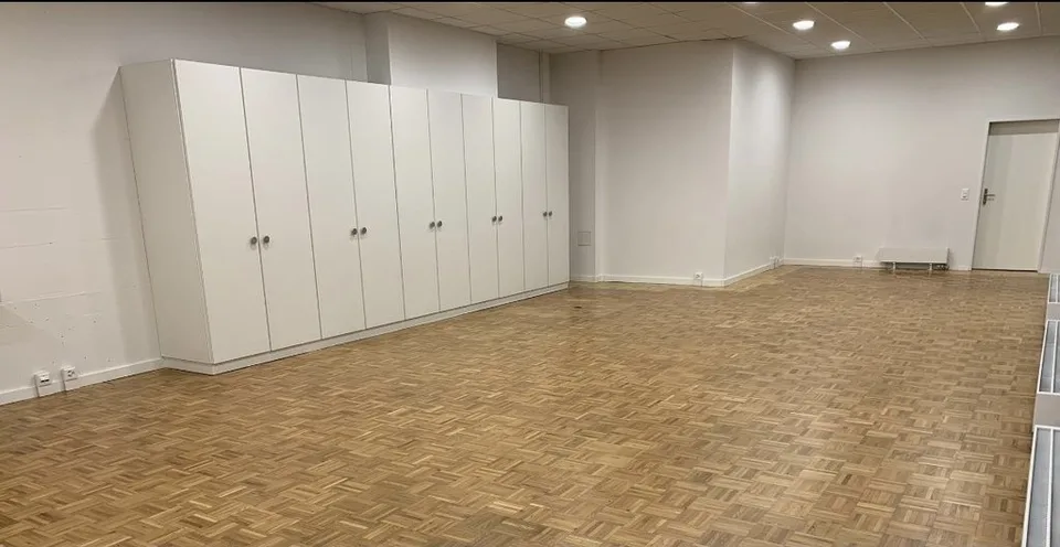 Repräsentative Laden-/Büro- oder Gewerbefläche im Osten