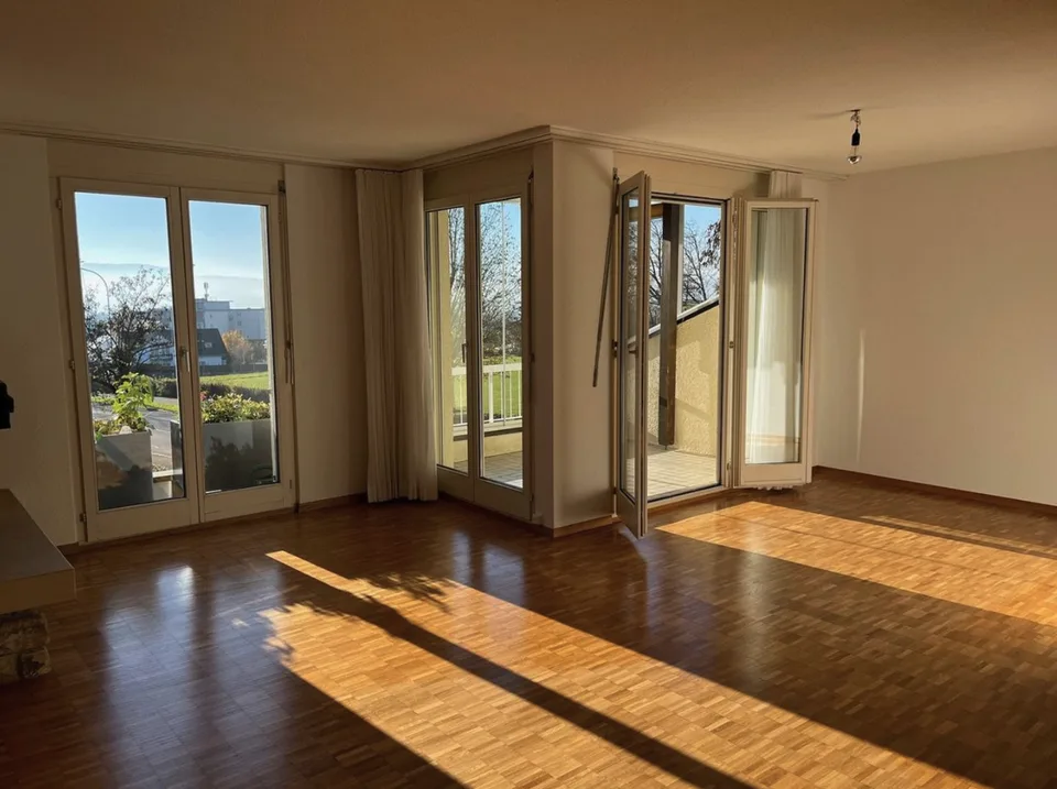 3.5-Zimmer Wohnung mit eigenem Waschraum