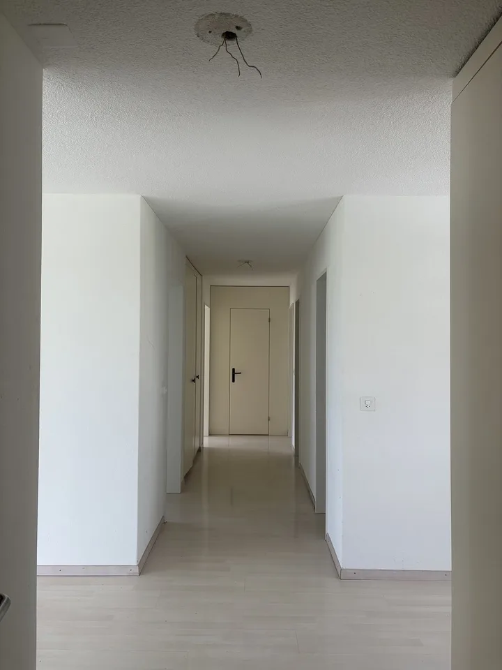 Familienfreundliche 4.5-Zimmer-Dachwohnung mit schöner Weitsicht