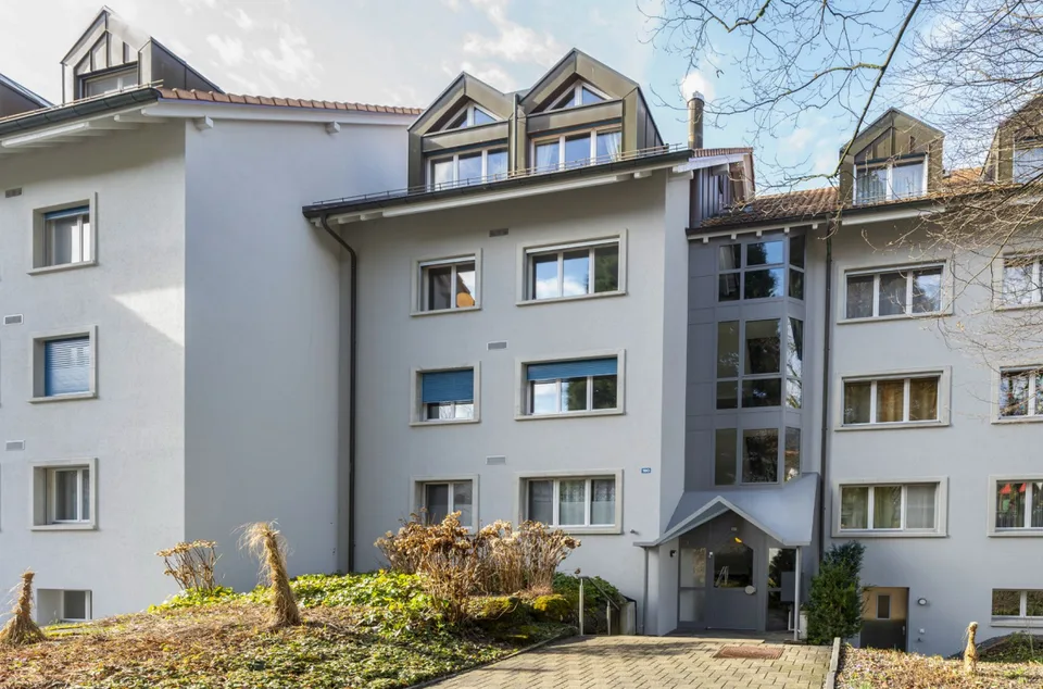 Attraktive 3.5-Zimmerwohnung an der Rigistrasse 160 in Baar