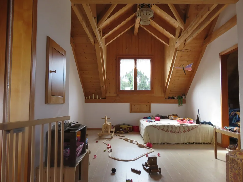 Einfamilienhaus mit grossem Garten und Wintergarten