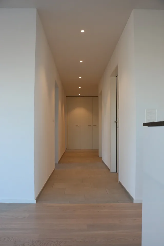 Exklusive 3 1/2 Zimmer Attikawohnung mit 2 Balkonen