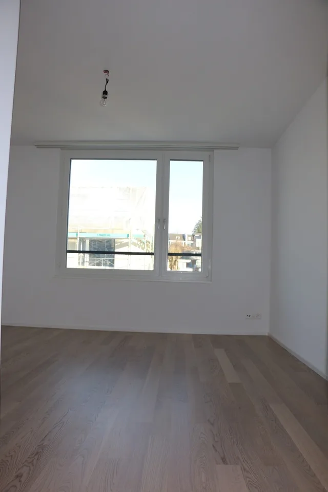 Exklusive 3 1/2 Zimmer Attikawohnung mit 2 Balkonen